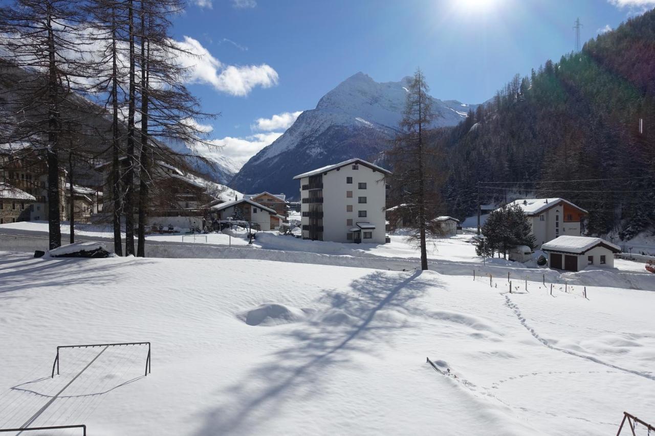 Apartment Alpenblick Saas-Grund Dış mekan fotoğraf